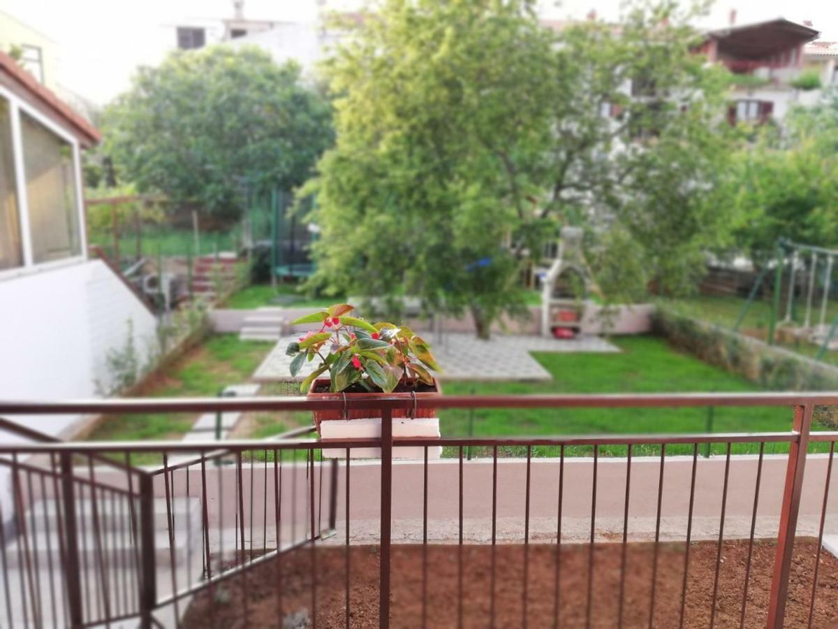Family Apartment Ingrid Pula Exterior foto